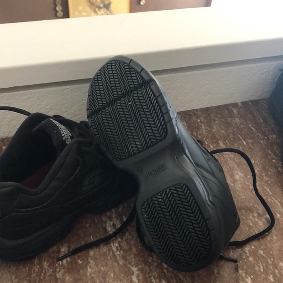 Work shoes - Picture 3 of 3